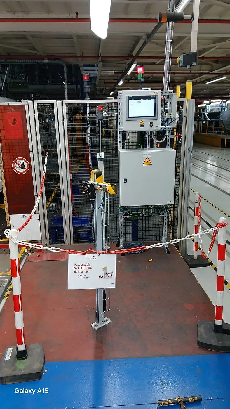 Poste de contrôle par vision — usine Renault de Sandouville